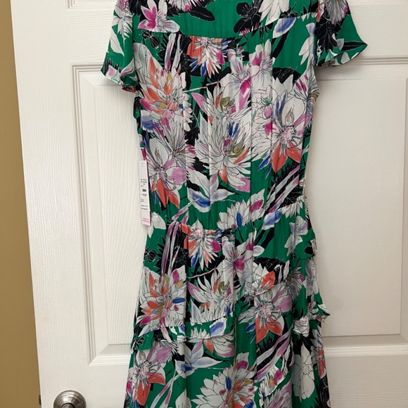 Parker Emerald Hibiscus Dress - Picture 8 of 10